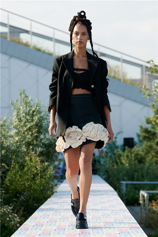 GANNI������ʡ�Higher Love�� 2022����ϵ��ʱװ�㣨ͼƬ��Դ��Ʒ�ƣ�